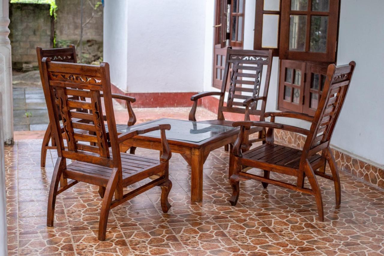 Mountain Gem Villa Hikkaduwa Exterior foto